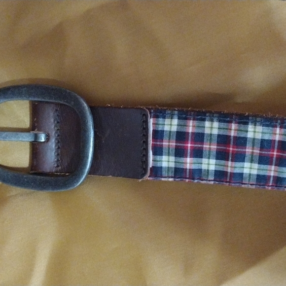 American Eagle reversible belt, plaid and other side leather - Picture 4 of 5
